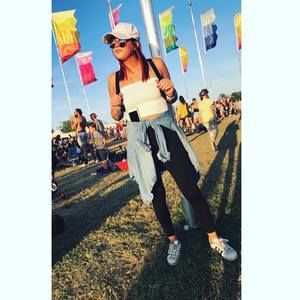 Meet your Posher, Annie